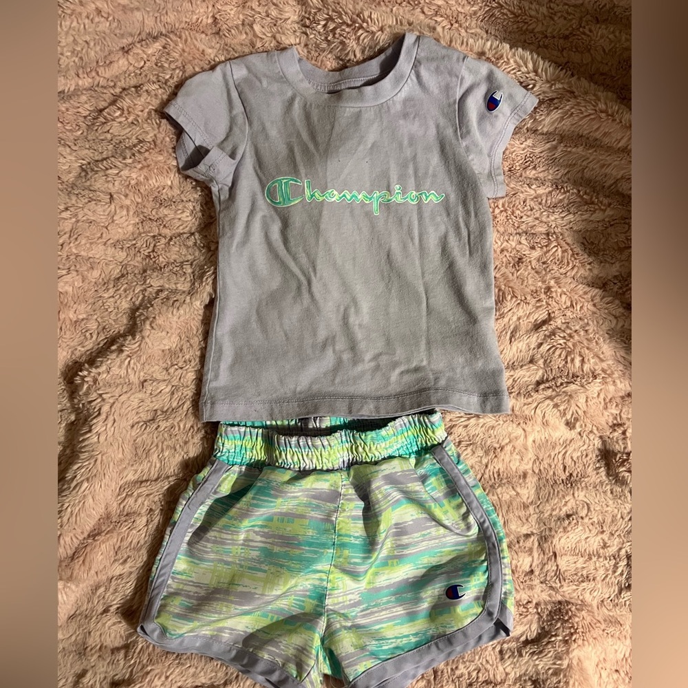 2T purple Champion set gently worn